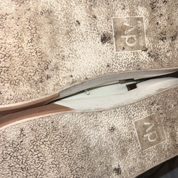 Dolce Vida, super beautiful sneakers size 8 1/2 women’s - Picture 6 of 8